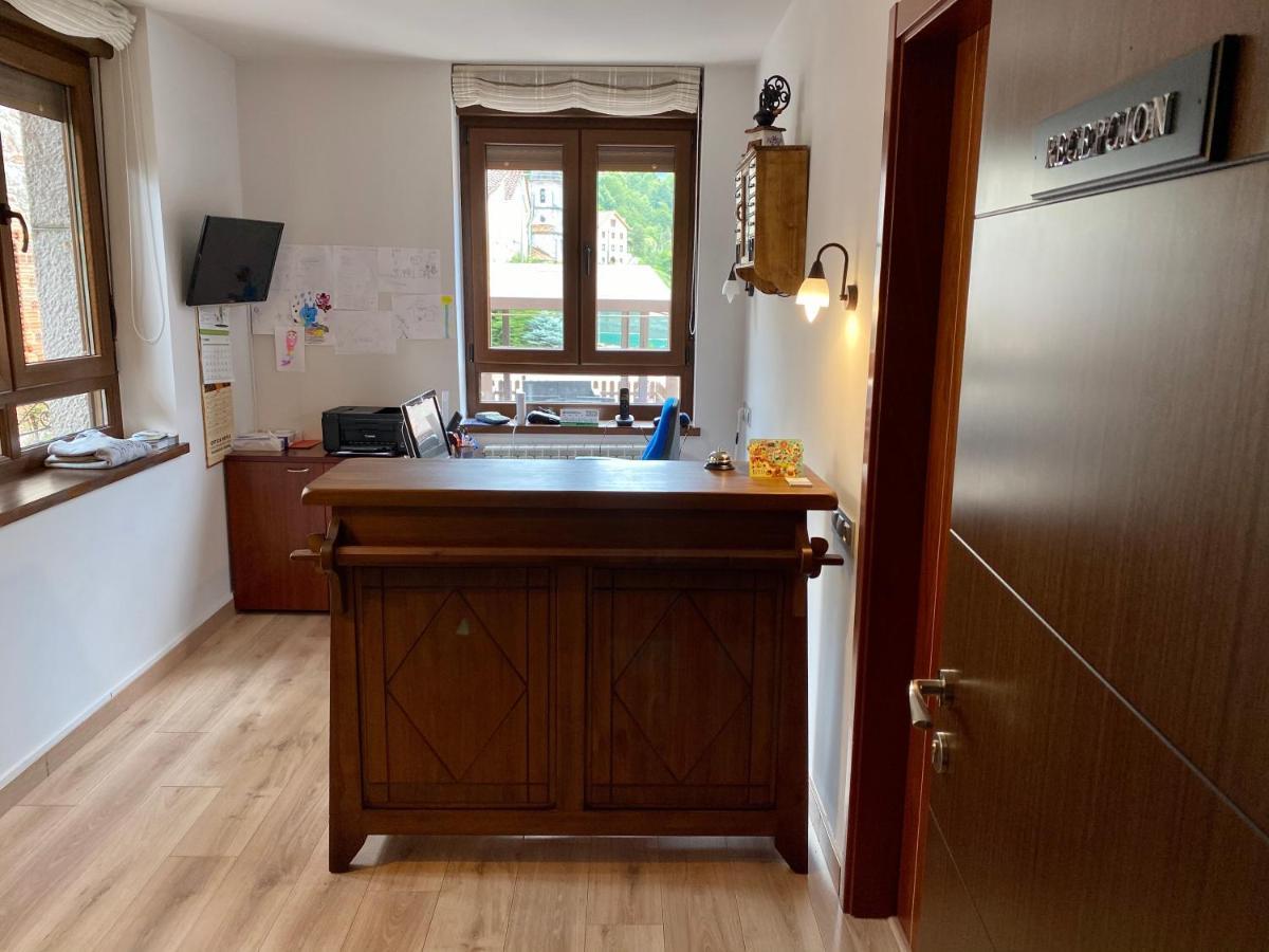 Hotel La Cuna Del Sella Осеха де Сахамбре Екстериор снимка